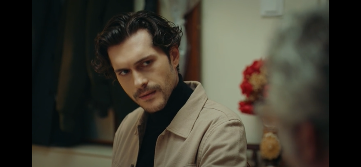 Стоп кадр из сериала «ЭГО»