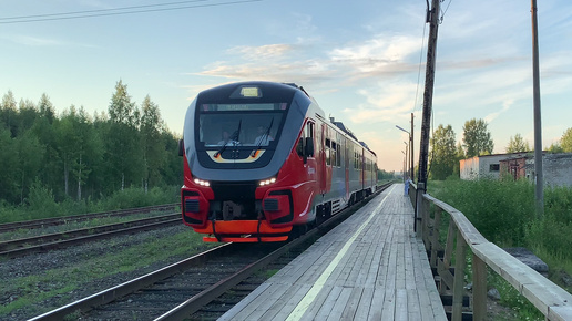 下载视频: Поезда в настоящей карельской глухомани. Станция Муезерка