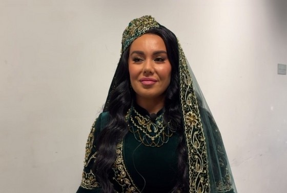    Динара Саляхова