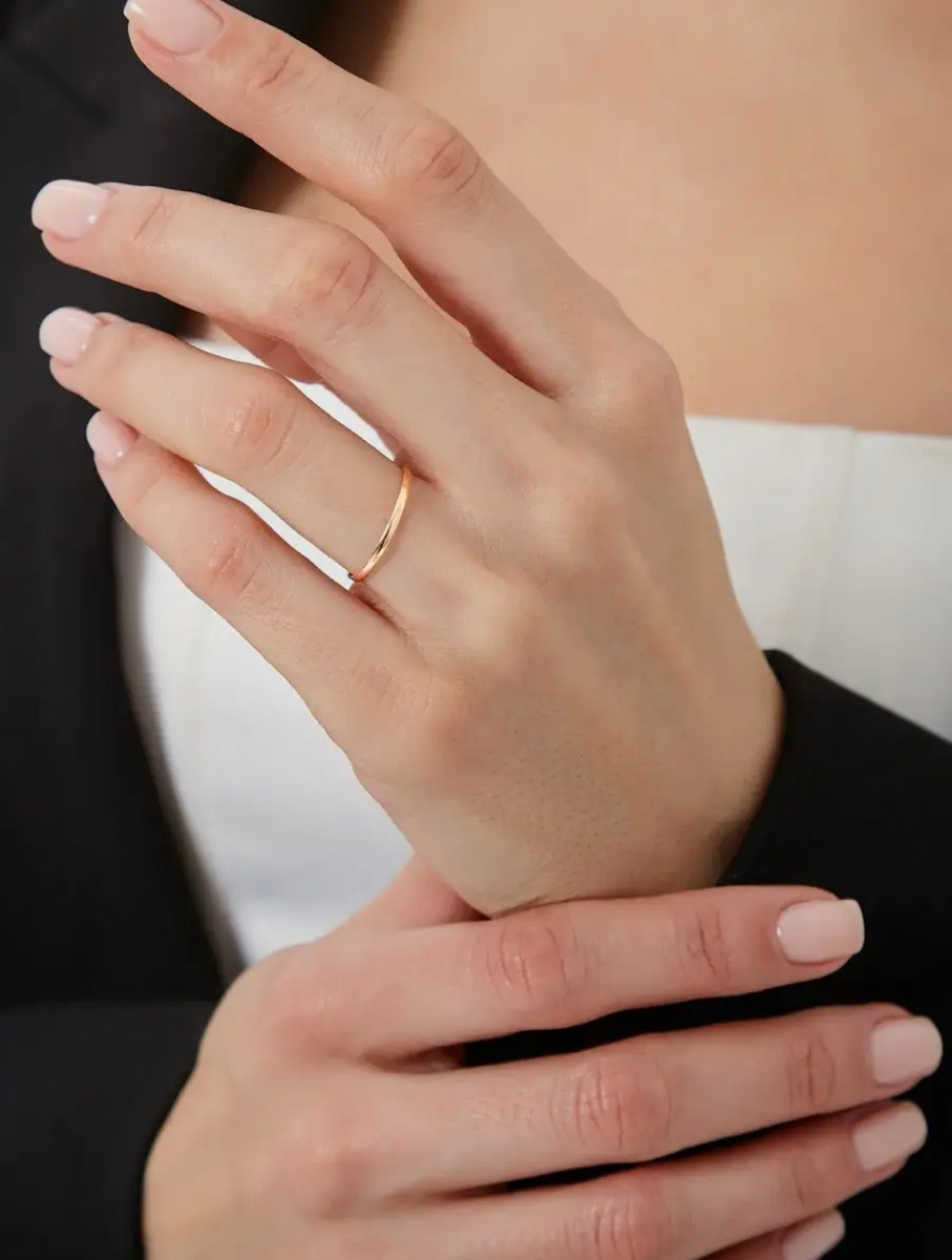 Обычные обручальные кольца 