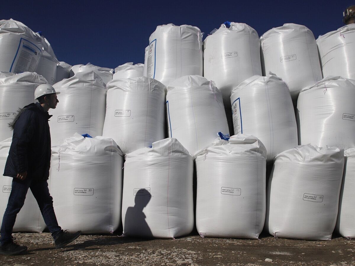    Мешки с удобрениями© РИА Новости . Денис Абрамов