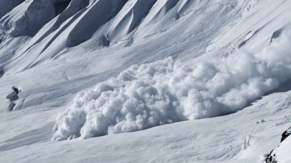 Most avalanches appear on slopes between 35 and 45 degrees. They can reach the speed up to 129 kph.