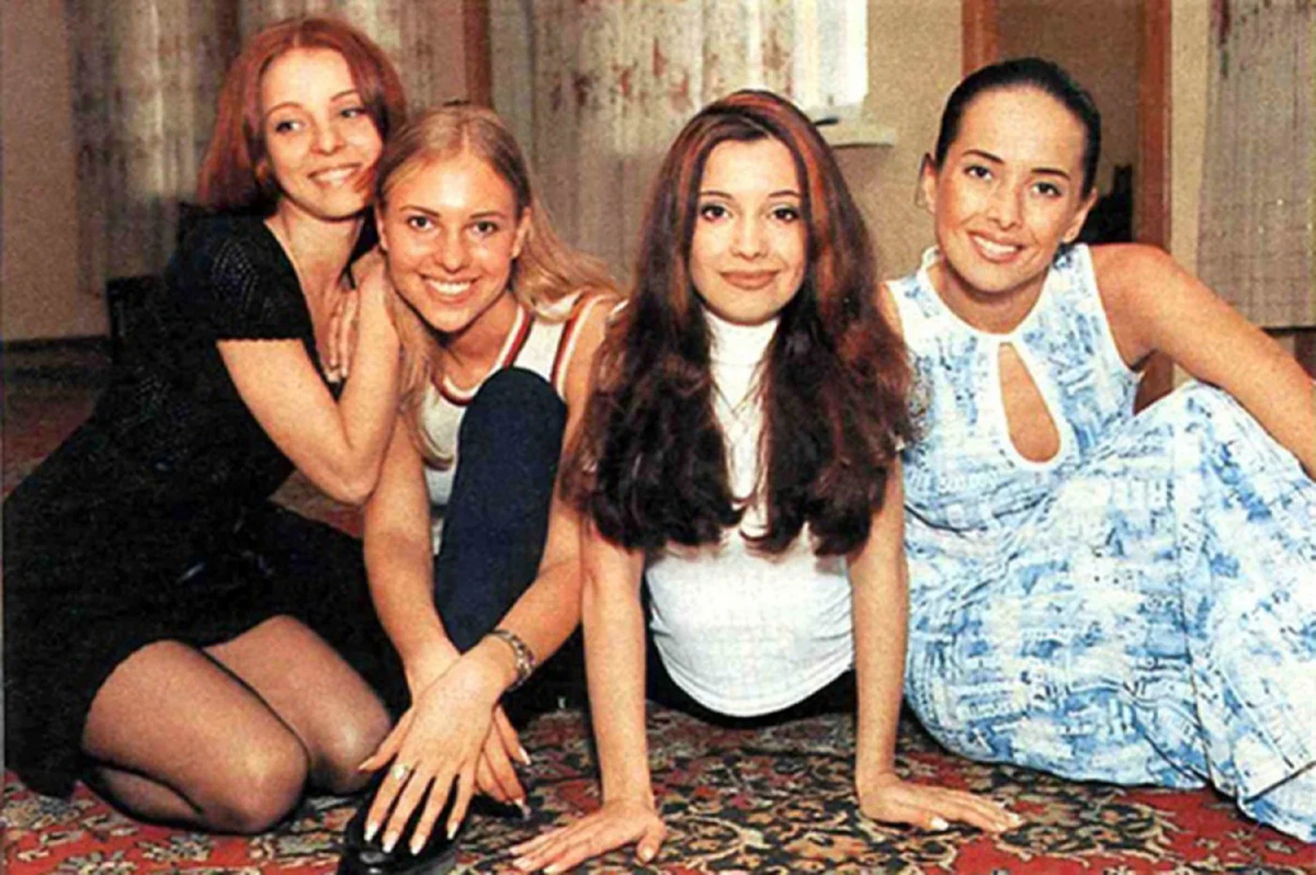 Ольга Орлова в группе «Блестящие», конец 90-х