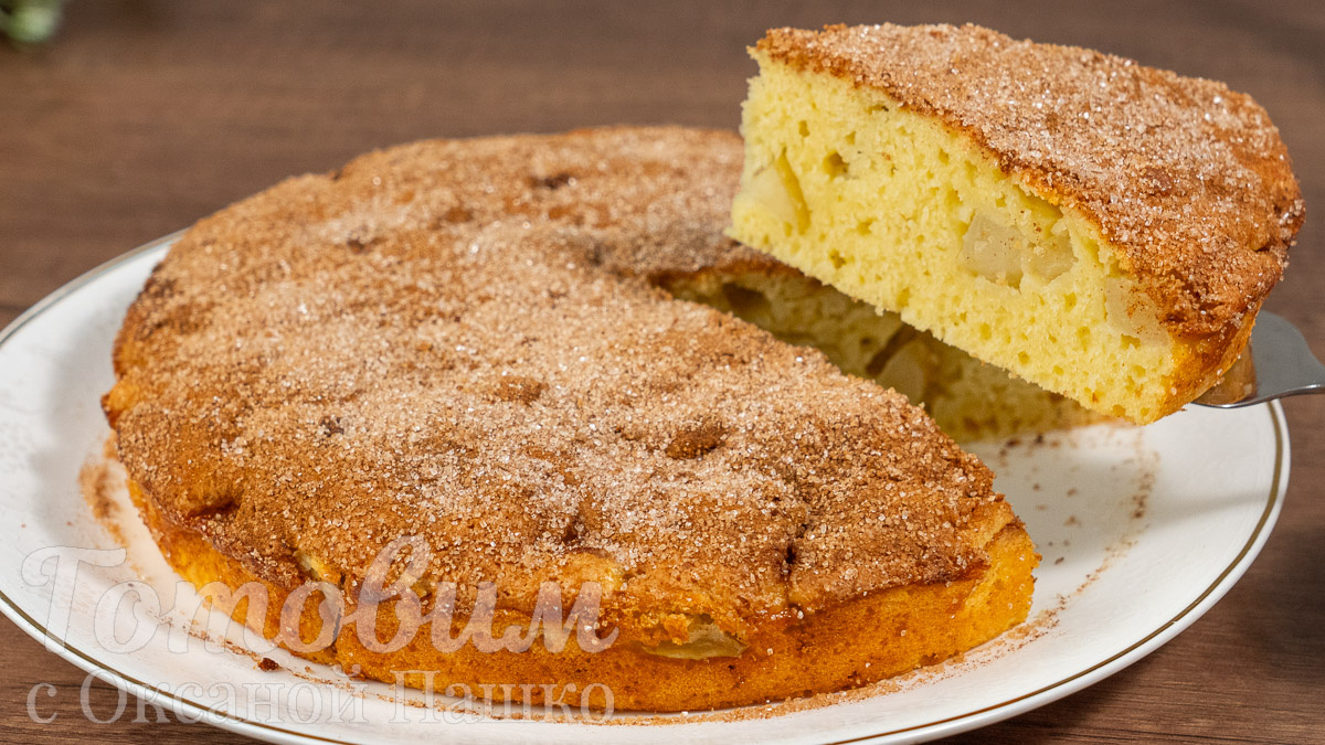 Манник с яблоками