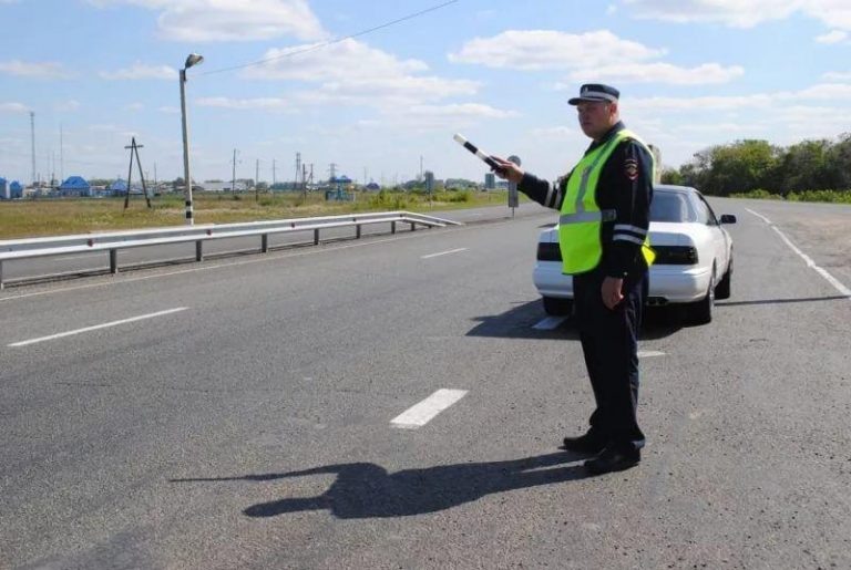    В Оренбурге автослесарь угнал из сервиса автомобиль клиента Марина Шарт