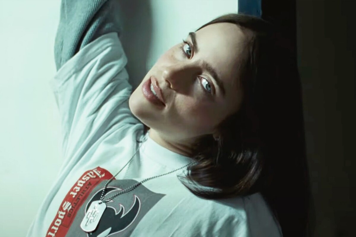    Билли Айлиш показала клип на песню «Birds of a Feather» (фото 1)