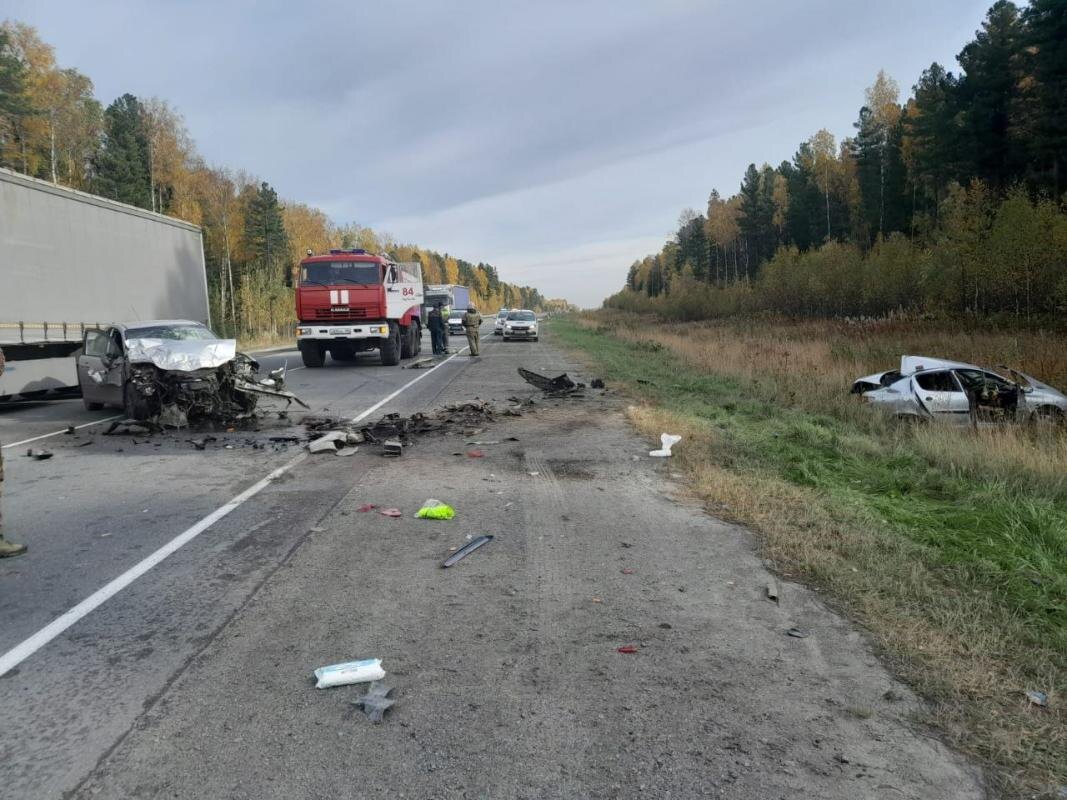    В тройном ДТП в Югре погиб человек