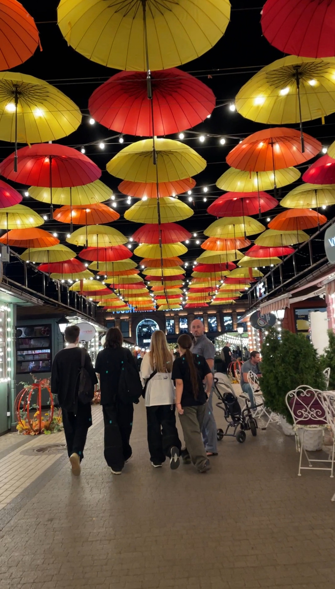 Торговый квартал – не символ, но популярное место. Фото автора.