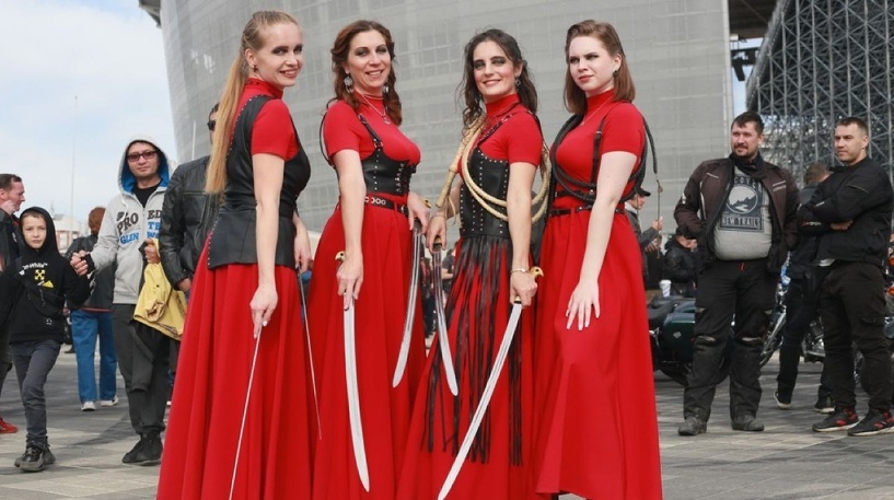 Листайте вправо, чтобы увидеть больше изображений