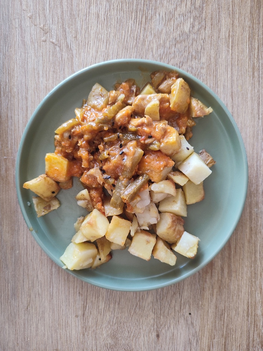 Картошка по-деревенски и мясо