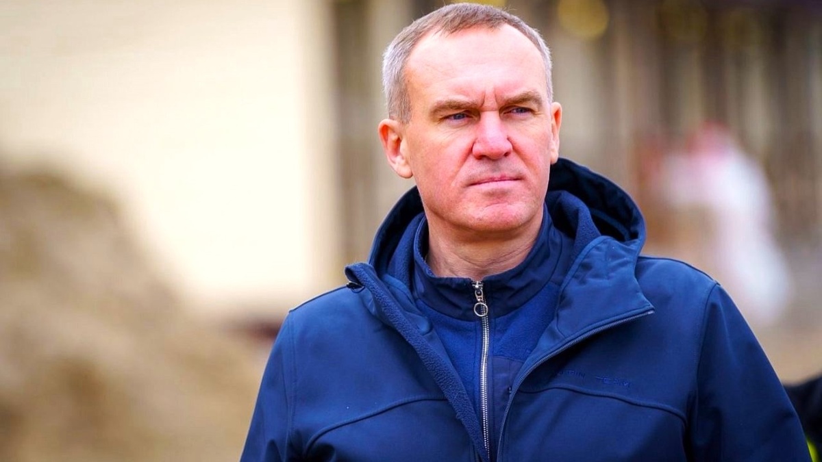    Губернатор Югры Руслан Кухарук посетил уникальную выставку «Сила V правде - гордость и победа»