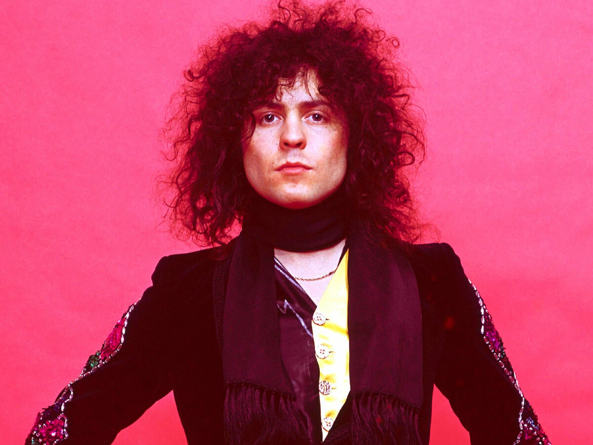 Марк Бо́лан (настоящее имя Марк Фелд англ. Mark Feld; 30 сентября 1947 — 16 сентября 1977) — британский певец, автор песен и гитарист, лидер группы T. Rex. До продолжительной творческой деятельности с T. Rex (с 1967 года) записывал сольные синглы и сотрудничал с группой John's Children. Погиб в автокатастрофе в 1977 году