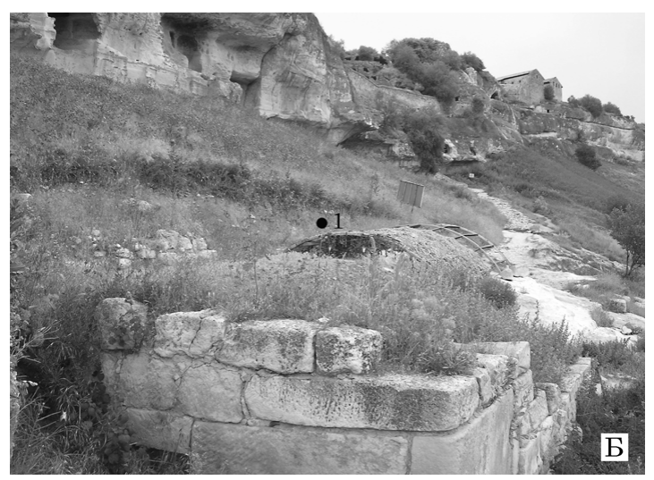 В крыму искали древний колодец, а нашли самый крупный клад