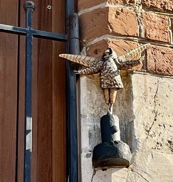 Первая фигурка на Пожарной части