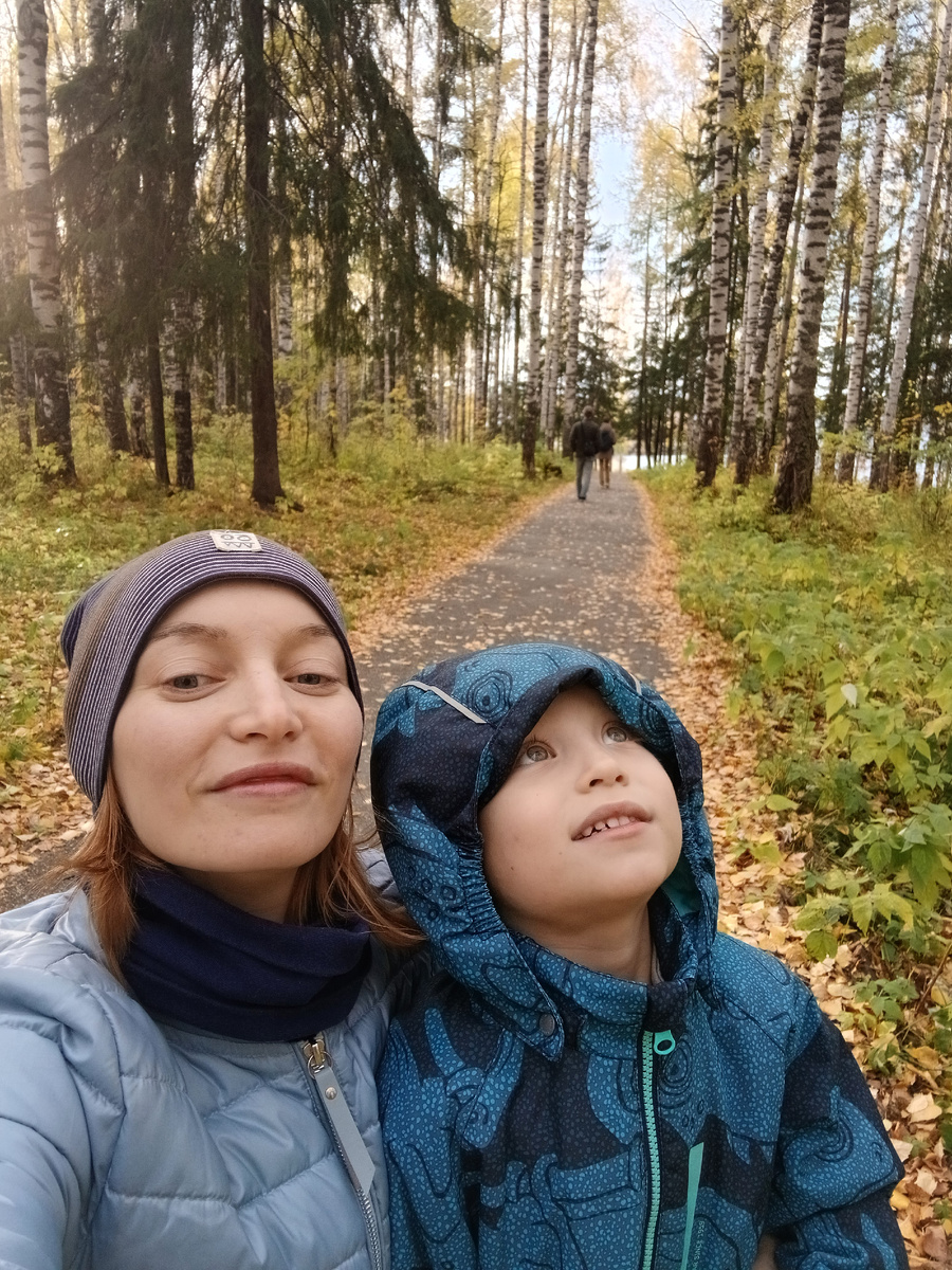 Лесопарк перед прудом