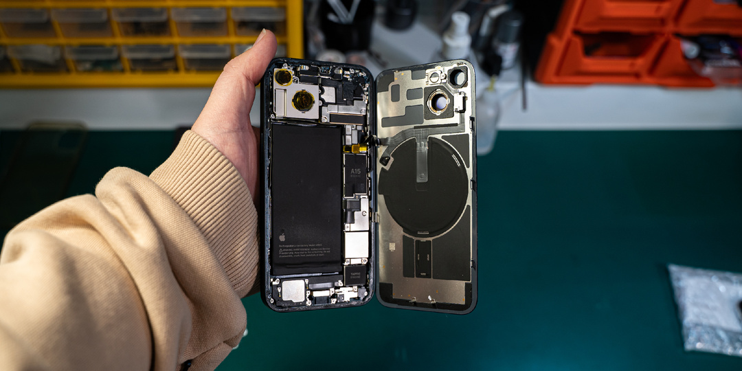 Ваш iPhone заблокируется на iOS 18 если стоят б/у запчасти?
