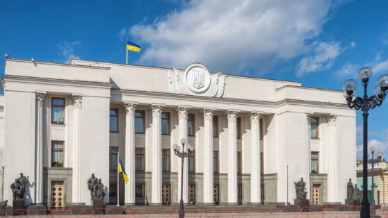    В Верховной раде Украины обратились к Сырскому из-за слухов о том, что он прячется на даче Богдан Герцен