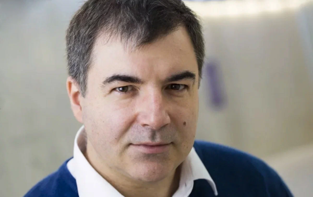 Константин Новоселов