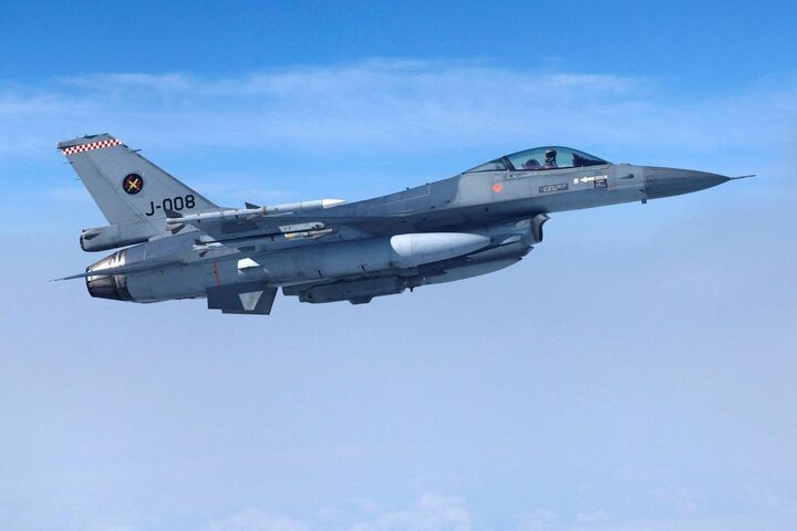 Работали F-15.