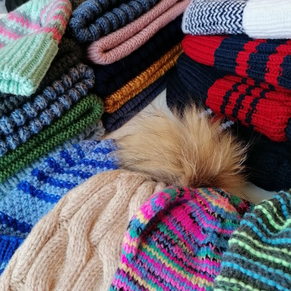    Виолле понравилось вязать, и она начала участвовать в благотворительных акциях, отправляя свои изделия детям в реабилитационные центры. Фото: Из личного архивa