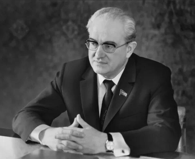 Ю.В.Андропов (1914-1984). Источник фото - https://avatars.mds.yandex.net/get-entity_search/2223725/978428058/S600xU_2x