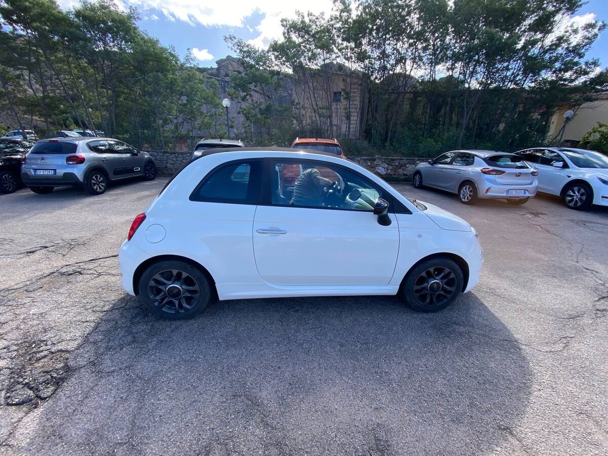 Пытаюсь уместиться в FIAT 500