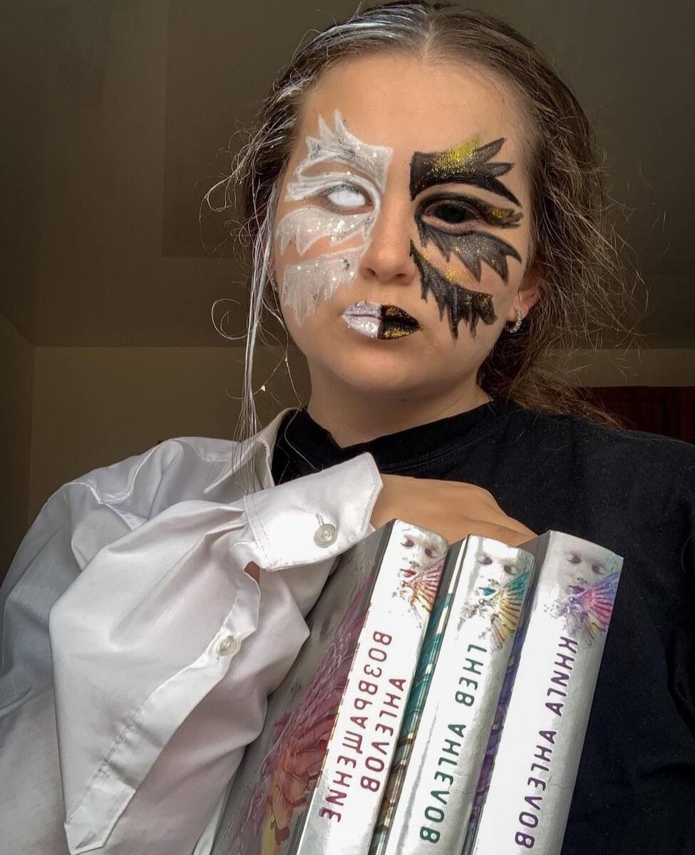 Книги очень красивые😍😍