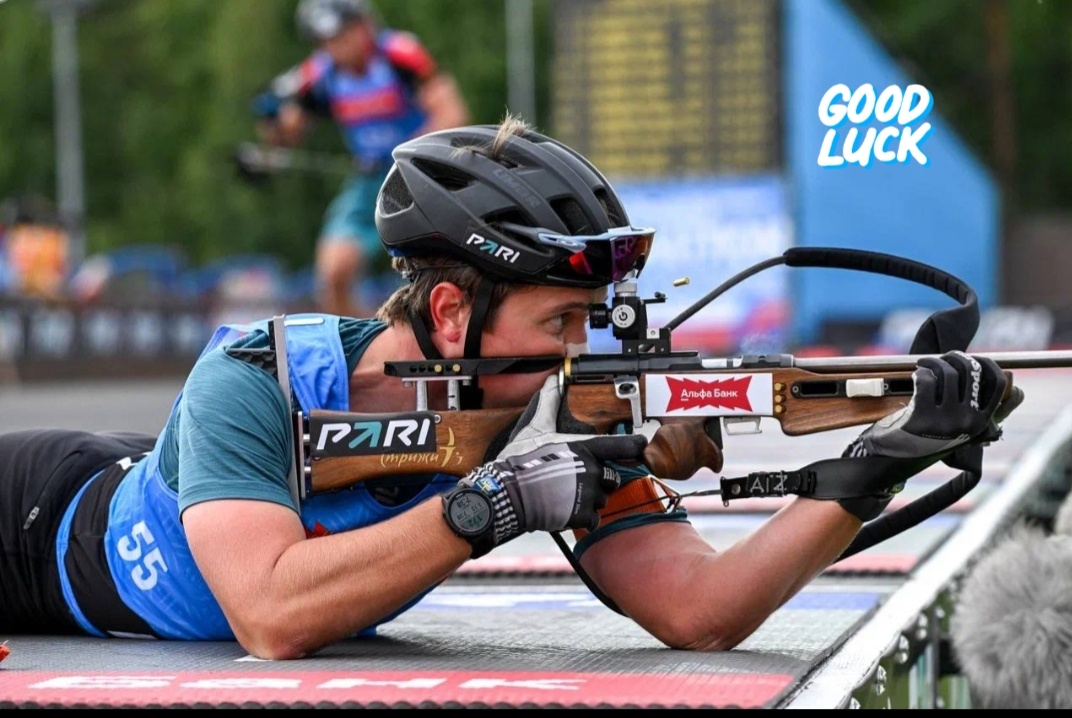 Это Даня в спринте на КС недавно в Красноярске (18 место при 2 промахах)