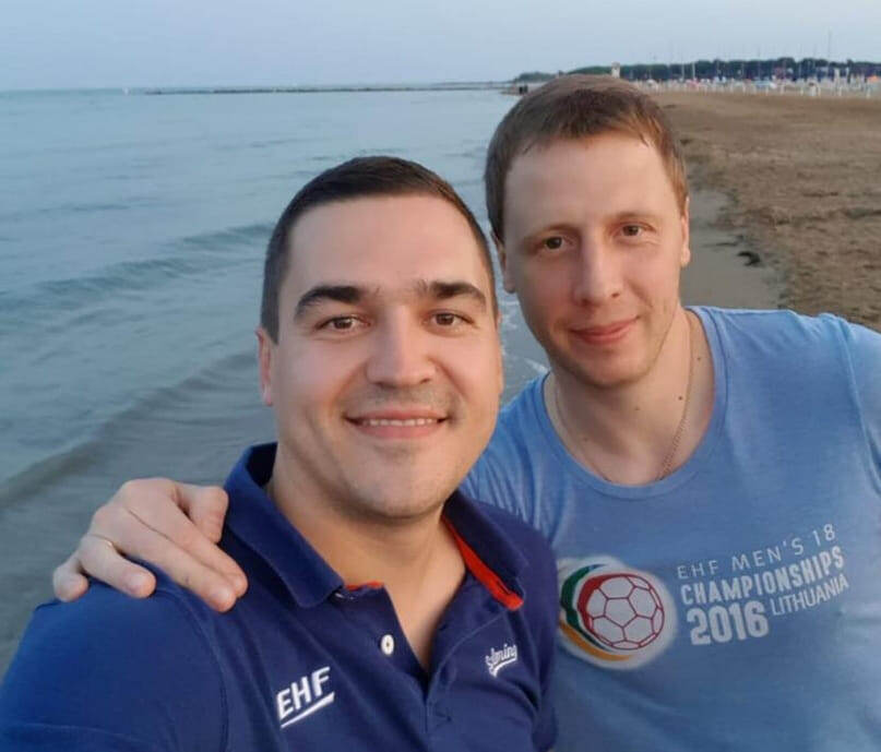    С напарником по судейству Антоном Павлюковым