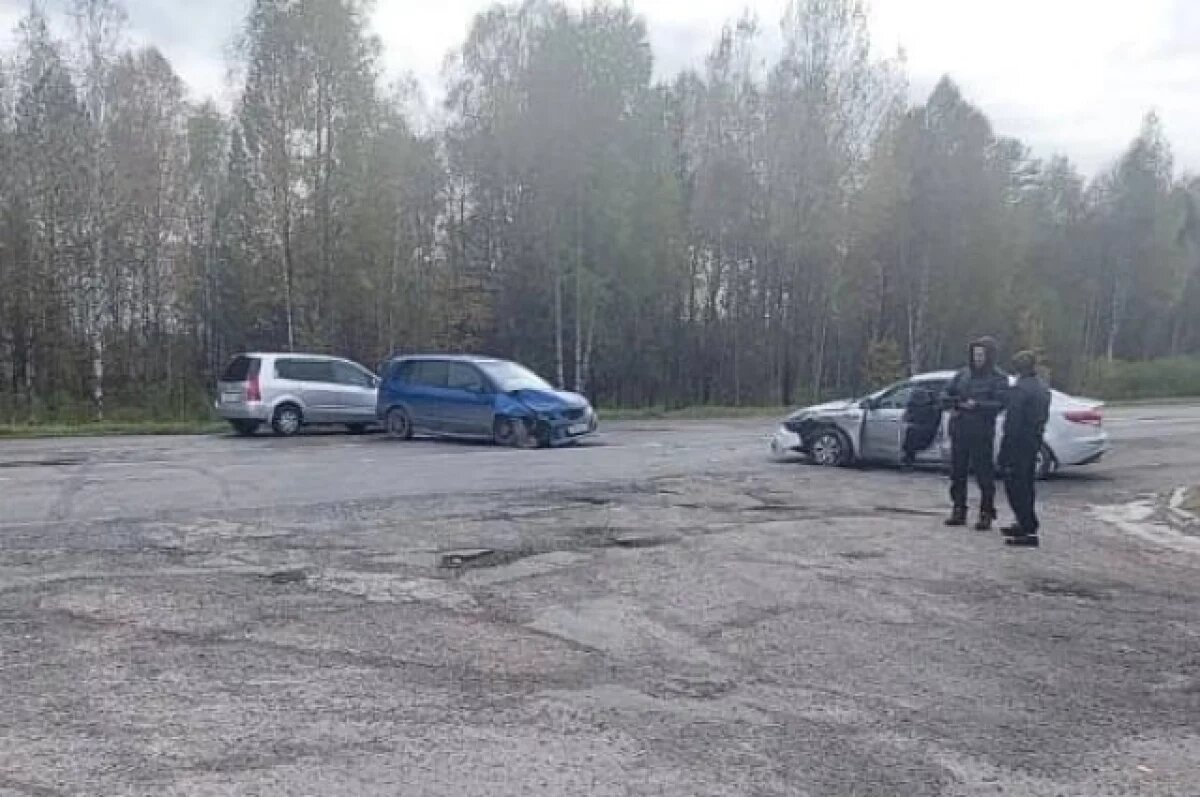    Пассажирка Mazda пострадала после столкновения с Kia на томской трассе