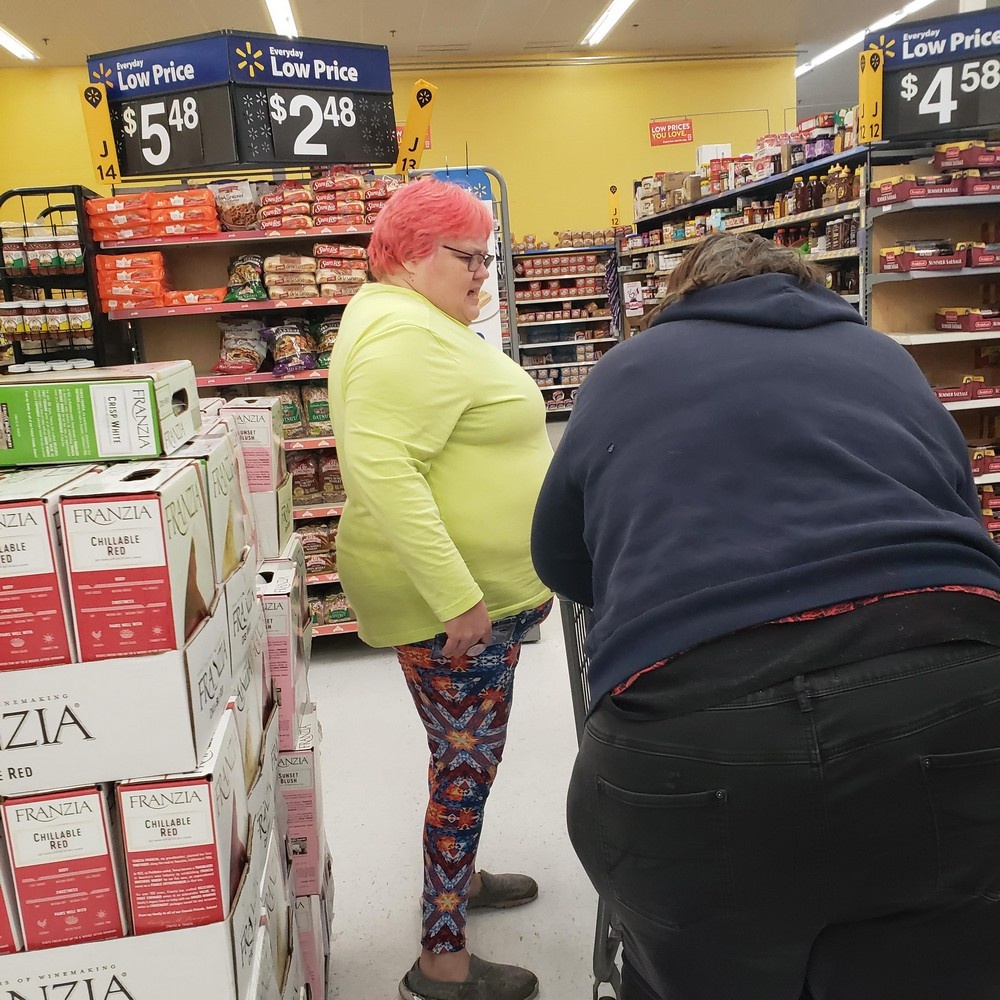 Источник фото: https://s.zefirka.net/images/2020-12-30/amerikanskie-friki-iz-supermarketov/amerikanskie-friki-iz-supermarketov-10.jpg