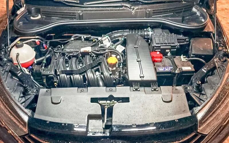 фотография была взята с сайта https://www.zr.ru/content/articles/952022-lada-aura-test-i-video/