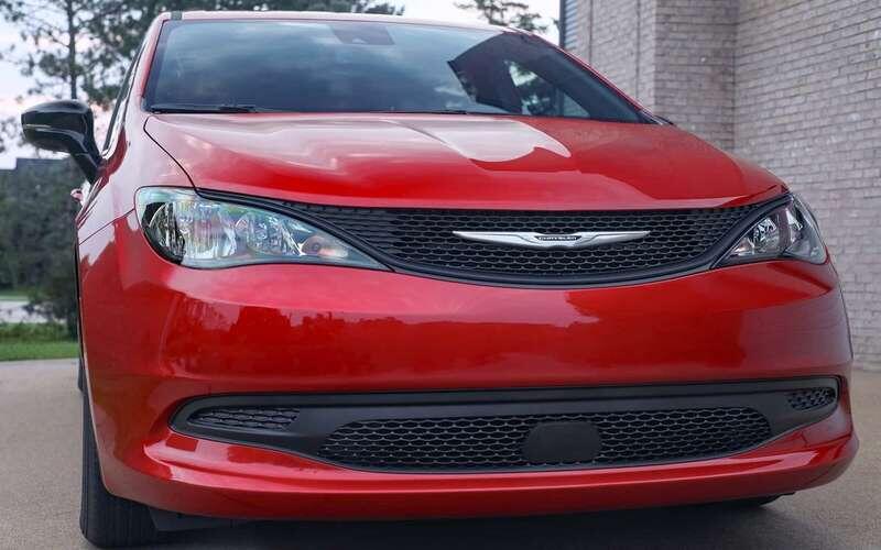    Chrysler Voyager 2025