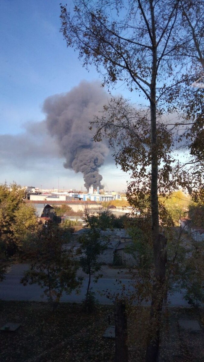    Пожар на ул. Попова, 29 сентября. Источник: t.me/incident22
