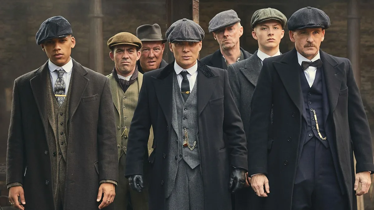 Кадр из сериала «Острые козырьки»
