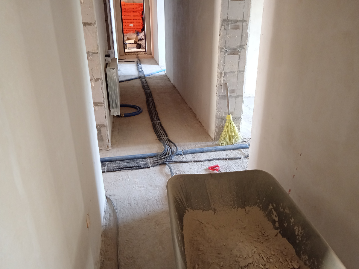 Наш безумный коридор