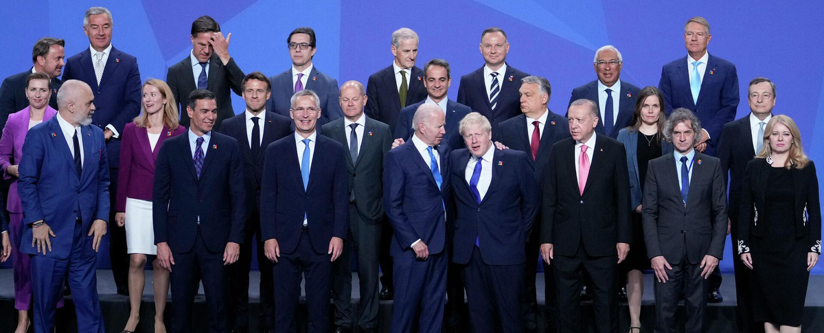 Коллективный запад.