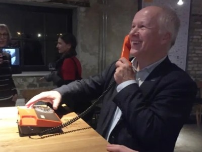    Теперь в DOOM можно сыграть с дискового телефона [ВИДЕО]