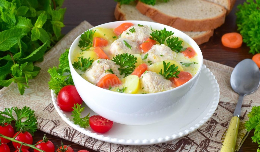 суп с фрикадельками