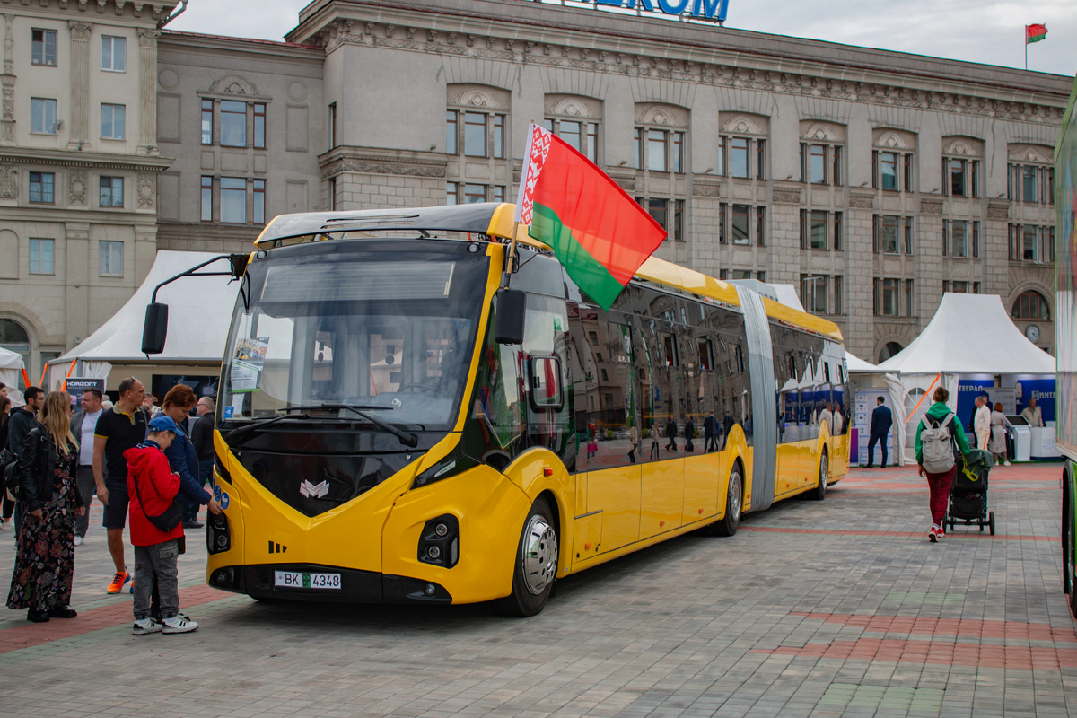 А вот и новый Витовт. Внешне косметические изменения очень видны.