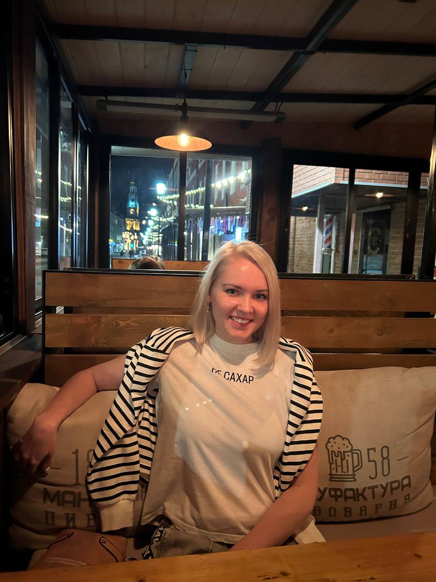 В выходной день выбралась в ресторан