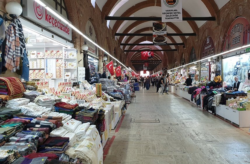 крытый рынок в центре Эдирне