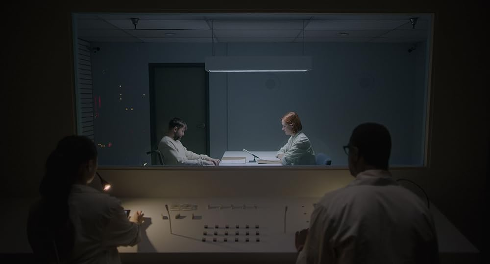 Кадр из фильма Ultrasound. Режиссер: Роб Шредер. Оператор: Метью Руденберг. Производство: Lodger Films
