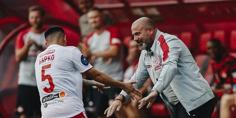 Главный тренер "Спартака" Станкович и Эсекьель Барко.