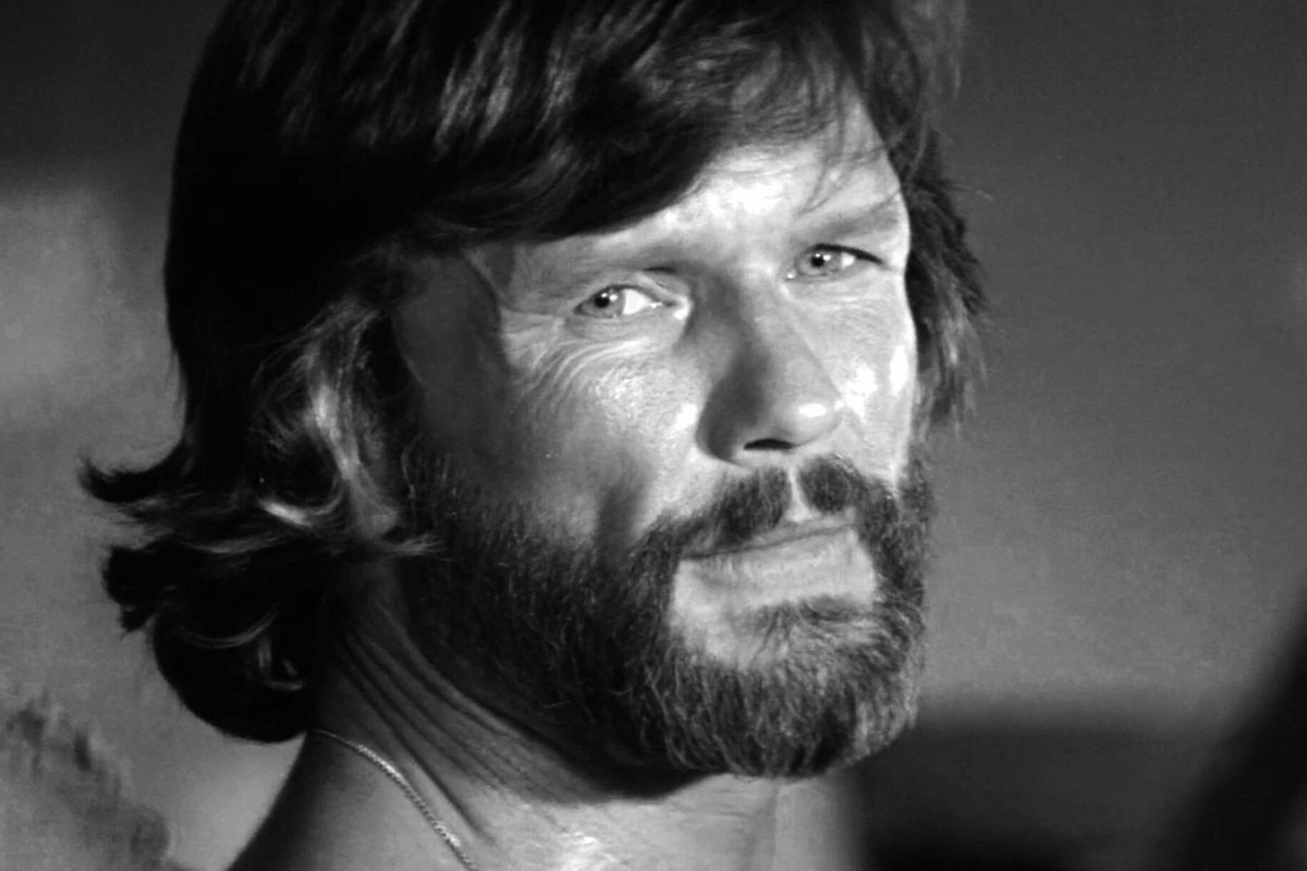     Умер актер фильмов «Конвой» и «Звезда родилась» Крис Кристофферсон