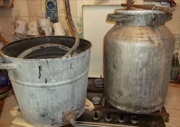 Примерно такого вида был первый аппарат 