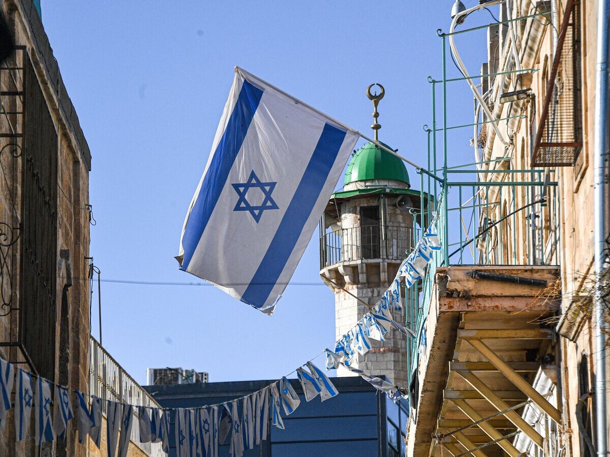    Флаг Израиля на улице в Иерусалим© РИА Новости . Стрингер