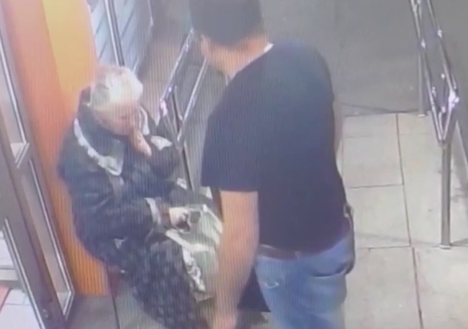    С субботы, 28 сентября, Сергей К. находится в изоляторе временного содержания. Скриншот видео.