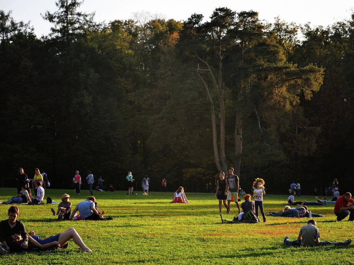    Теплая погода в Москве© РИА Новости / Владимир Сергеев