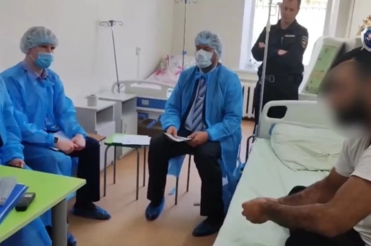    Во Владивостоке суд прошёл прямо в больнице, где лечится обвиняемый мигрант